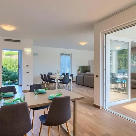 Paliska 2 Holiday home Medulin